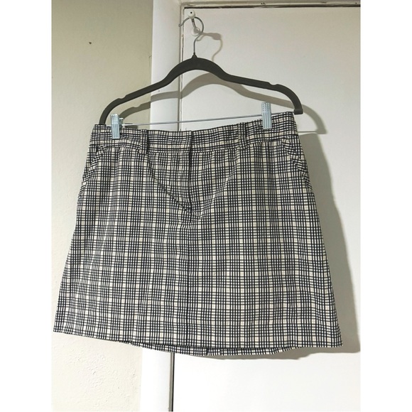 Izod Dresses & Skirts - Izod Golf skirt